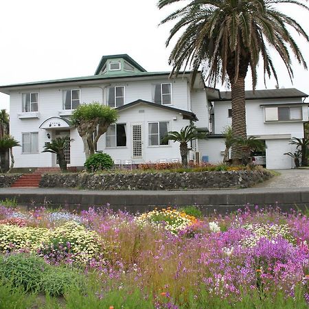 Pension Nanohana Hotel Tateyama  Exterior photo