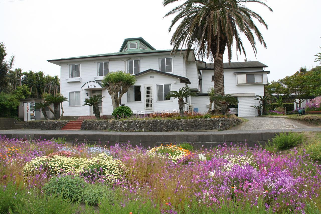 Pension Nanohana Hotel Tateyama  Exterior photo